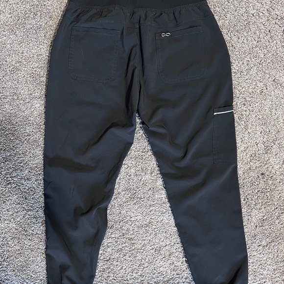 Cherokee scrub pants - jogger style - Picture 4 of 5
